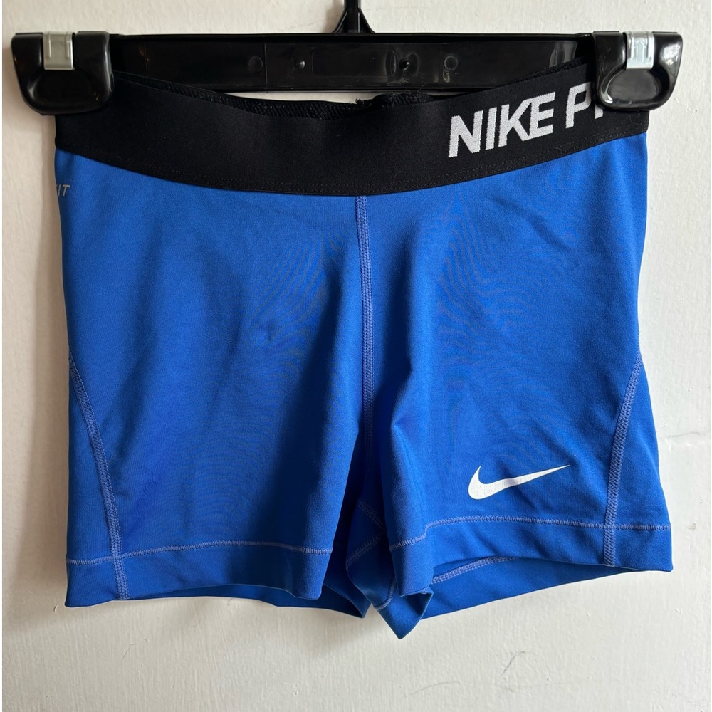 Size small Nike pros